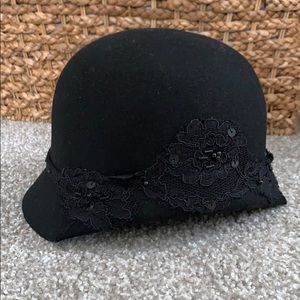 Gorgeous wool hat with lace detail